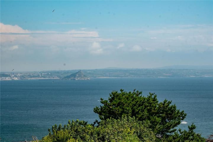 Cute Newlyn Home With Whole View - Porthcurno