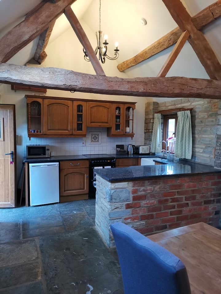 The Cow Shed - Farm Cottage Close To Stratford - Warwickshire