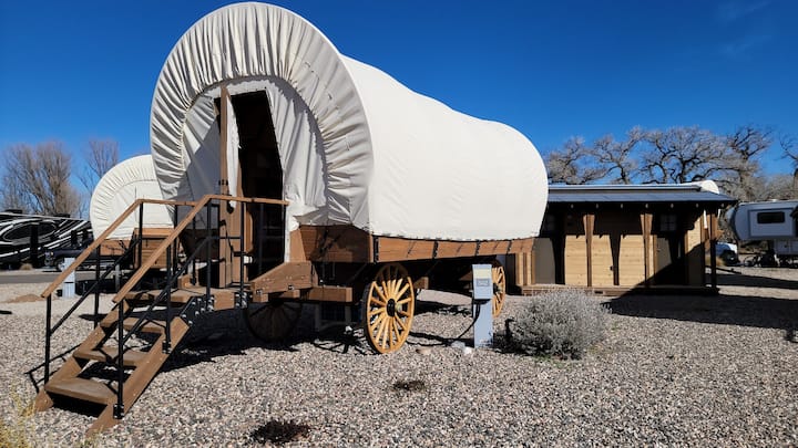 Conestoga Wagon At Luxury Rv Resort - Out of Africa Wildlife Park, Camp Verde