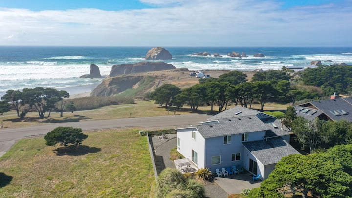 Great Unobstructed View Of The Ocean - Bandon, OR