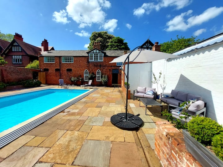 Palms Hill Coach House - A Three Bedroom Cottage - Shropshire