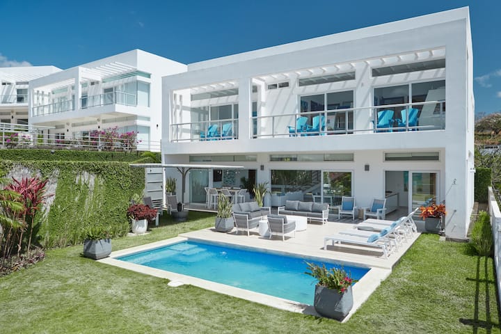 Private Modern Home: Ocean View, Pool, Ac, Parking - Nicaragua