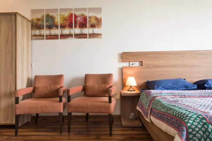 Studio 2 Fully Equipped And Serviced Near Airport - New Delhi Indira Gandhi Airport (DEL)