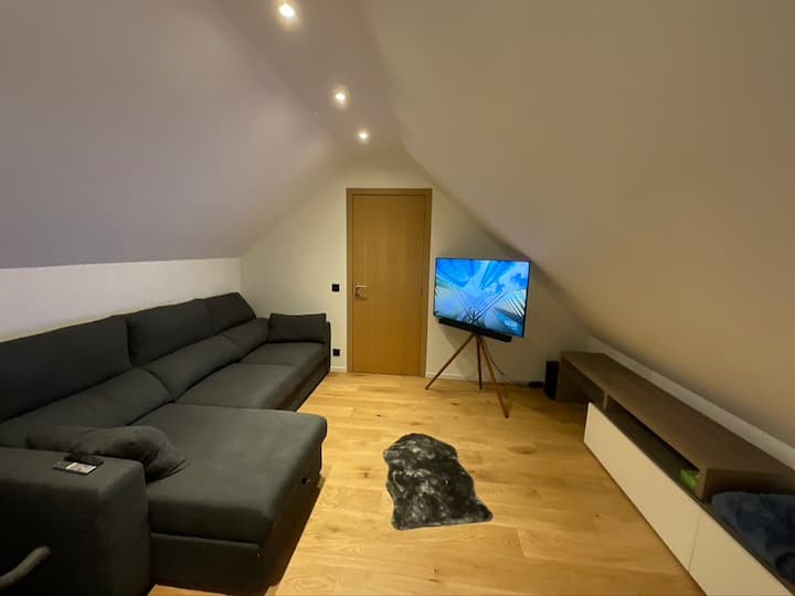 Modern Apartment With Private Bathroom - Beveren