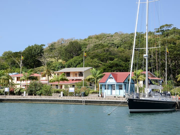 09 Rsr Apartment Next To Port Louis Marina - Grenada