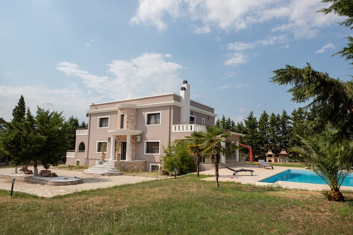 Luxurious Smart Villa Haci - Ксанти