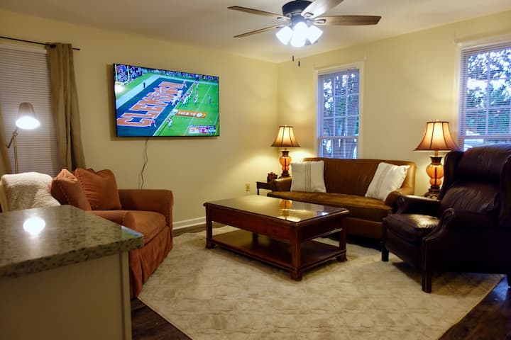 3br Apt - Perfect Location | Clemson Games & Visits - Lake Hartwell