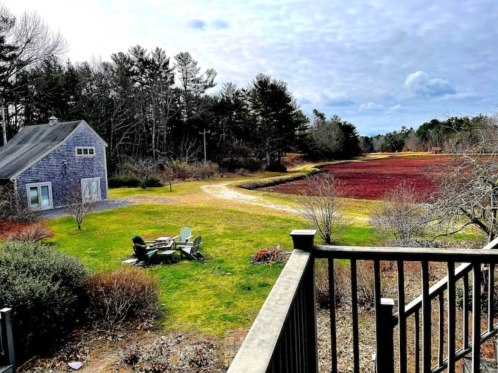 Guest Suite On Cranberry Bog, 1 Mile From Beach - Marshfield, MA