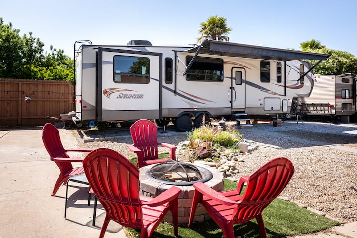 Delightful Rv-parking On Premises Gated Property. - Tracy, CA