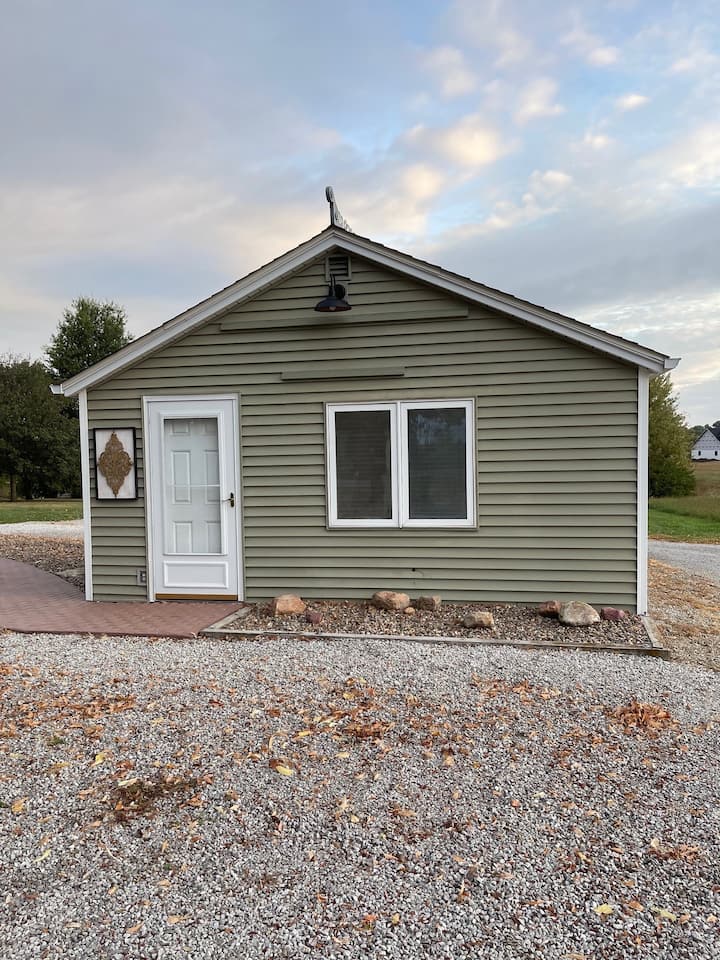 Adorable 1 Room Lake Cottage With Free Parking. - Trenton, MO