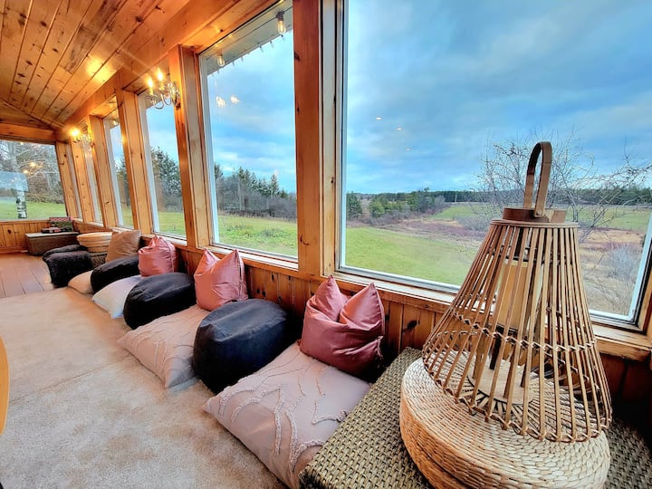 Farm Stay / Hot Tub Scenic View - Guelph