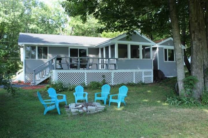Spacious, Updated 2-bedroom Home On Golf Course! - Ossipee, NH