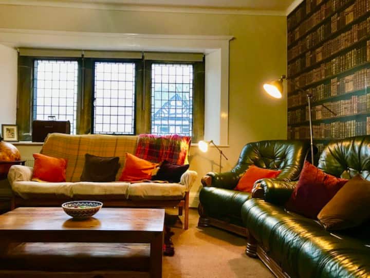 Old Town Hall: Second Floor 3 Bedroom Apartment. - Ilkley