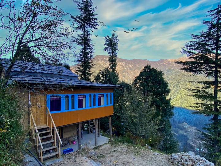 Green Heaven| 3 Bed Home| Hill Top View - Jibhi