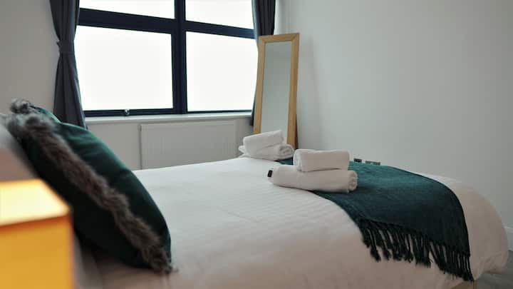 Luxury 2 Bedroom Apartment For Telford Intl Centre - Ironbridge