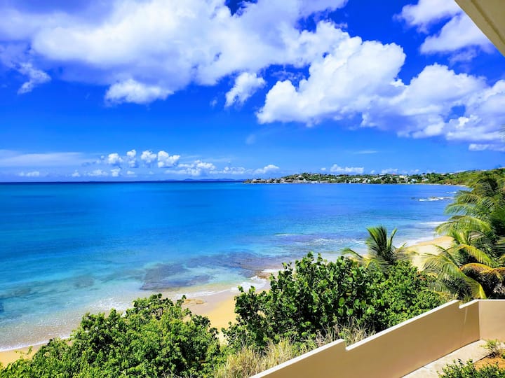 Sands Beachfront Upstairs Ocean View & Pool - Vieques