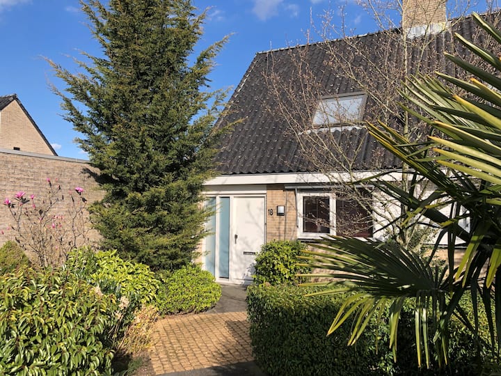 Cozy Family House With Spacious Garden - Hilversum