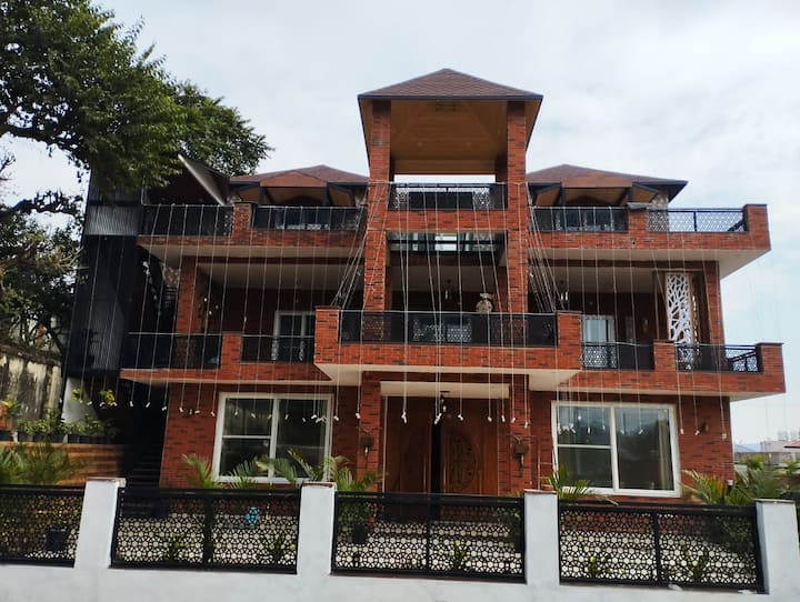 Yt Mansion Delightful 10 Bedrooms With Pool & Gym - Mussoorie