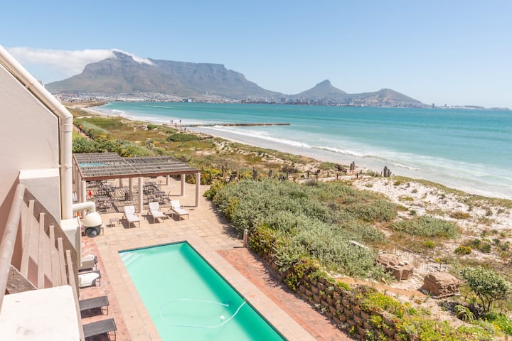 Sunset Beachfront Apartment Lagoon Beach Cape Town - Goodwood