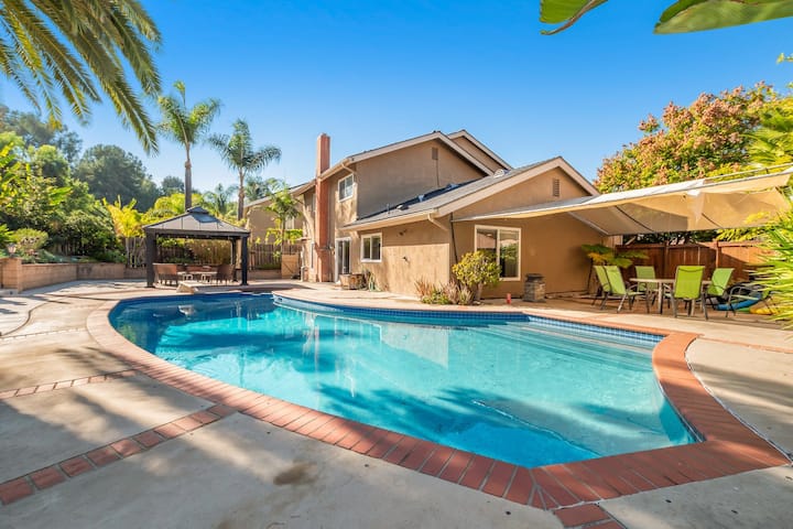 4-bed Paradise Villa ♨ Pool, Hot-tub Massage Chair - Santee, CA