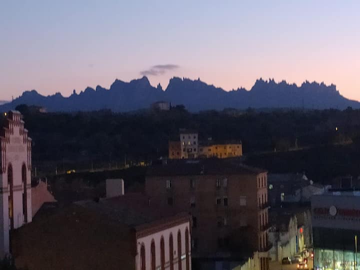 Preciosas Vistas A Montserrat, A 2 Min Del Centro. - Manresa