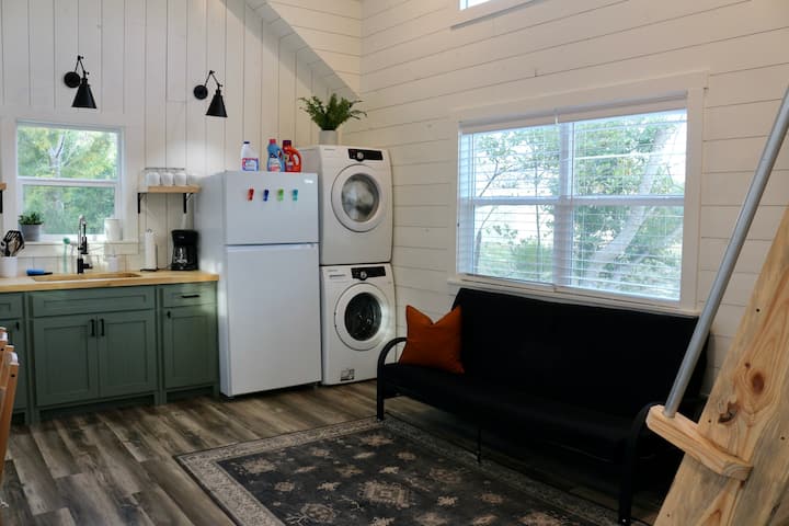 Cottage 3 - Tiny House In The Country - Van, TX