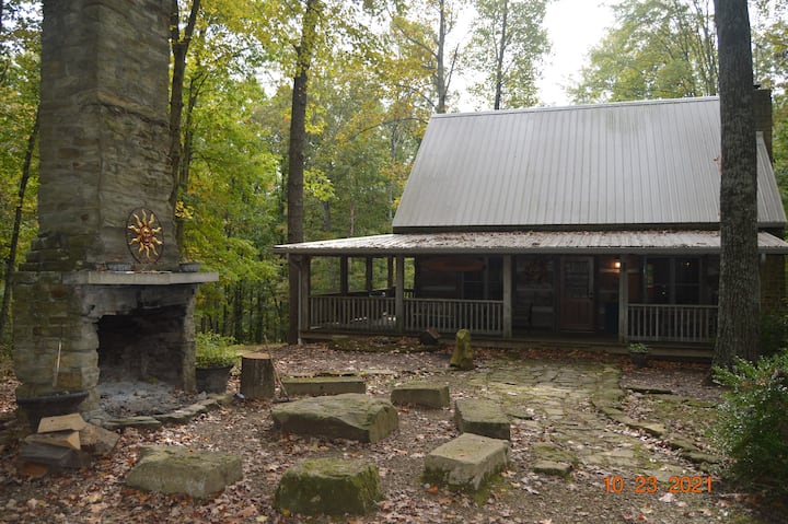 Kelly Reed Cabin: Enjoy A Secluded, Cozy Get-away… - Nashville, IN
