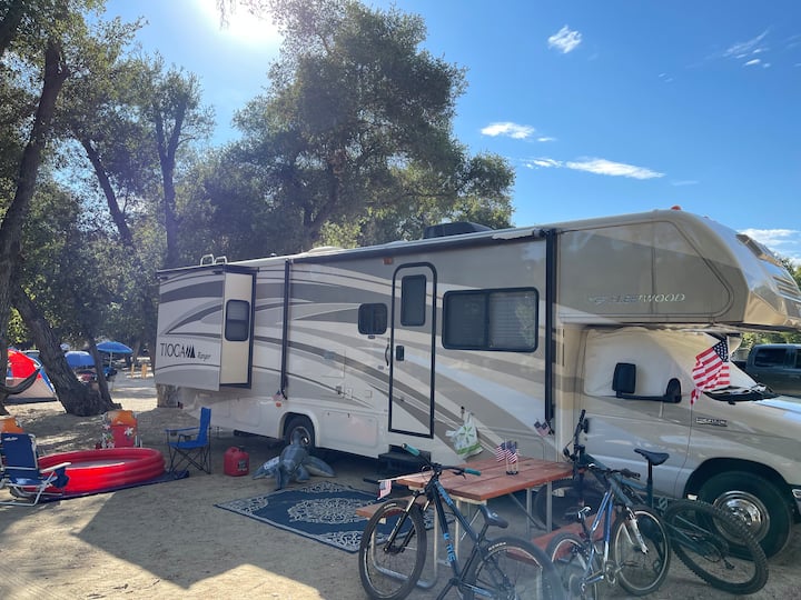 Time To Glamp! You Pick The Campsite And I Deliver - Temecula, CA