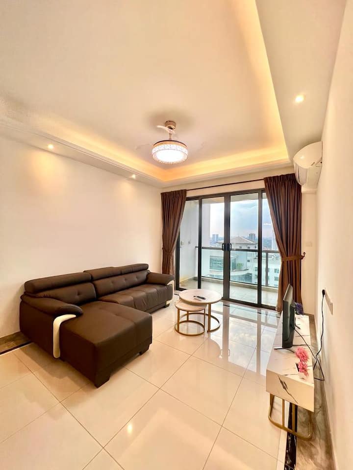Coring Suite R&f Princess Cove【above R&f Mall】 - Woodlands