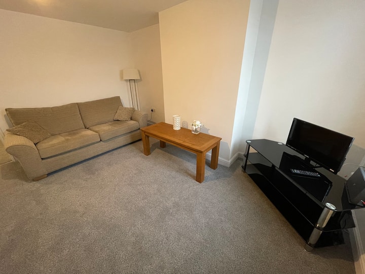 Lovely 1-bedroom Flat Rental (Whole Flat) - Hinckley