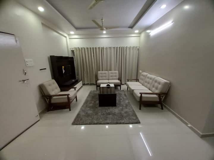 Lovely 3 Bedroom And Panoramic View Of Lake . - Nagpur