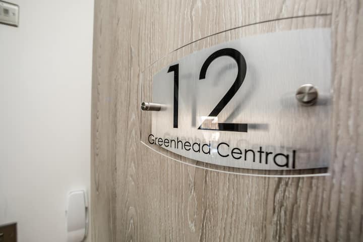Serviced Apartment With Parking Number 12 - Huddersfield