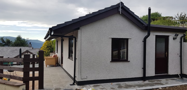 1 Bedroom Bungalow With Fabulous Views - Penrhyndeudraeth