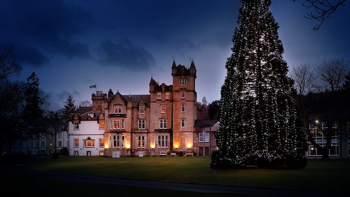 Luxury Christmas & Nye Package - London & Scotland - Loch Lomond