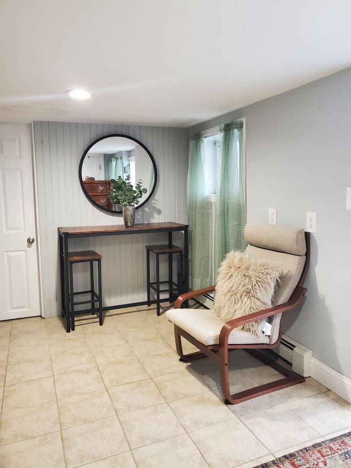 Lovely Studio Apt W/ Private Entrance & Patio - Patchogue, NY