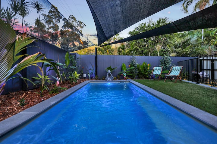 Romantic Stylish Space, Private Spa & Shared Pool - Darwin
