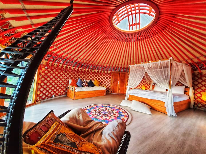 Elegant Yurt In Stunning Nature W/king Size Bed - Birgi