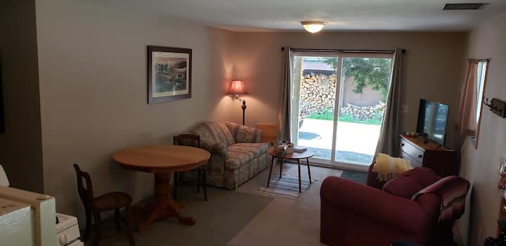 2 Bedroom Apt In A Comfortable Quiet Setting - Oswego, NY