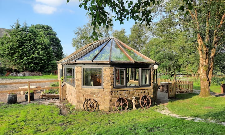 Stunning Unique Getaway For Couple Or Young Family - Ilkley