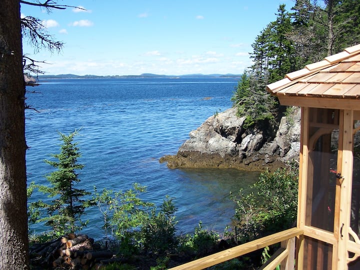 Whale Of A View Oceanfront Cottage! Amazing Views! - New Brunswick
