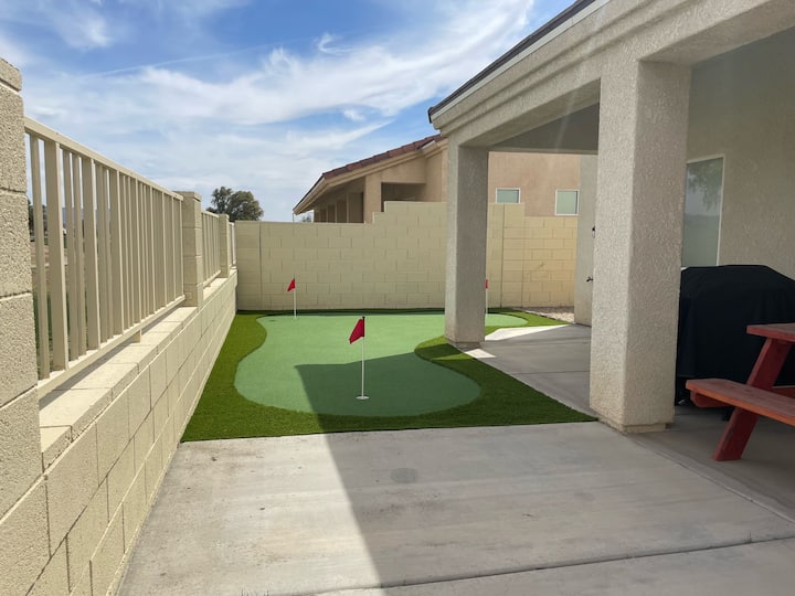 Quiet Golf Course Home Accepting Long Term Rentals - Fort Mohave, AZ