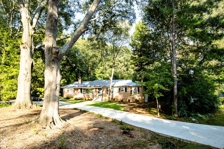 Clemson Family 3-bedroom Home Minutes From Campus - クレムソン, SC