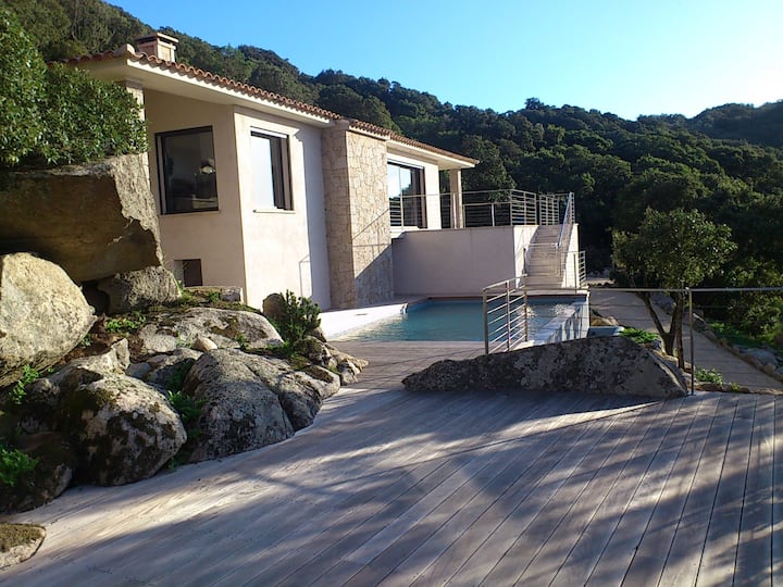 Magnifique Villa Avec Piscine, Vue Panoramique - Figari