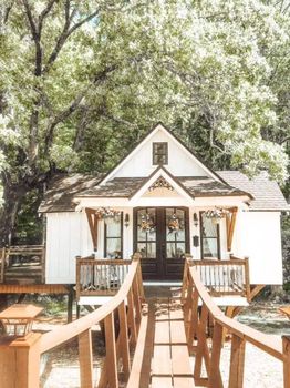 Broadway Lake, SC airbnb, hotels and vacation rentals