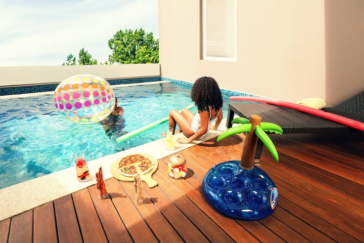 Luxury Villa - 2 Private Pools -Cliffhanger Villas - Mahé