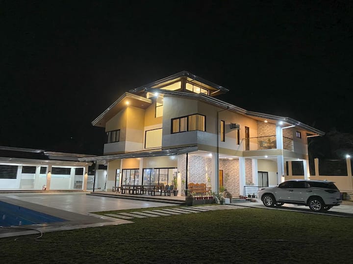 Private Resort Set On A Hill - Pinamalayan