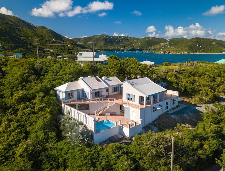 Stunning Island Views From This St. John Villa In Coral Bay - Coral Bay