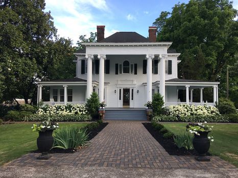 Apartments in Walhalla, SC via cozycozy