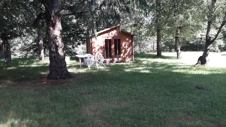 Libellule, Chambre Cabane Indépendante Au Camping - Bort-les-Orgues