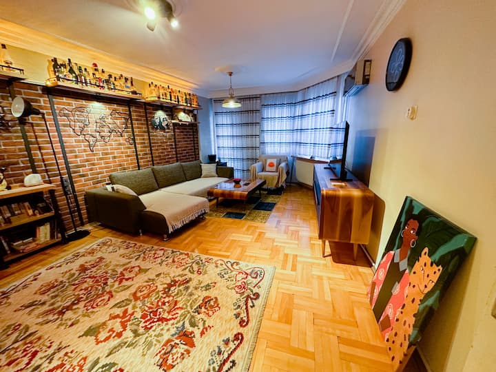 Warm And Cosy House In City Center - 이즈미르